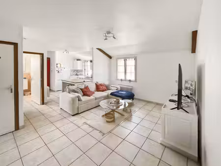 à louer - appartement - vert le grand