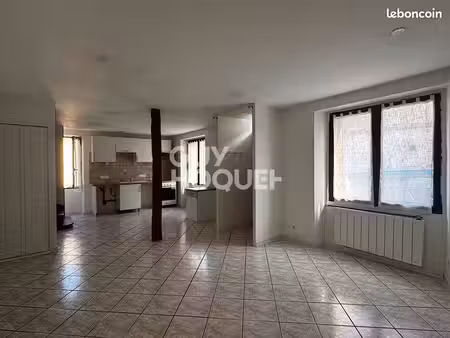 maison de village 5 pièces 82 m²