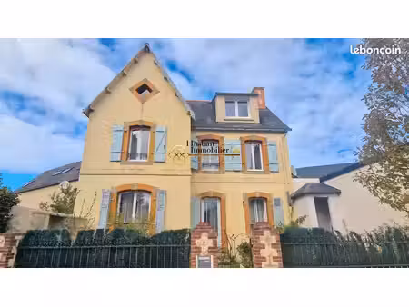 propriété 8 pièces 120 m²