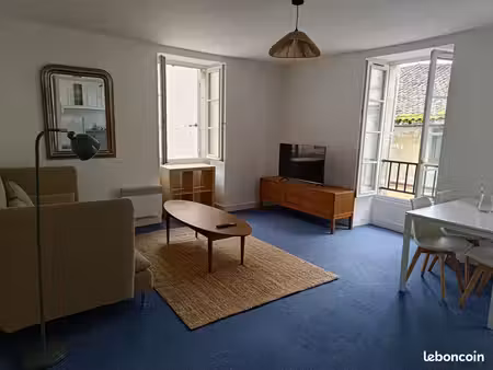 agréable et lumineux t2 de 46 m² meublé