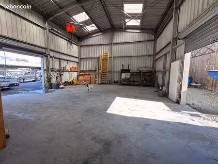 local   hangars  andernos