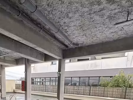 3 parkings semi-couverts - 8 900 - direct proprietaire -