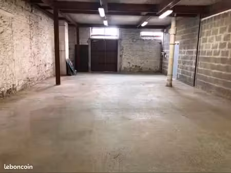 local 180 m² brest