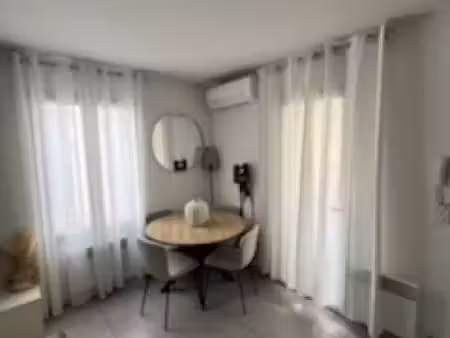 appartement deux-pièces à manduel ￼