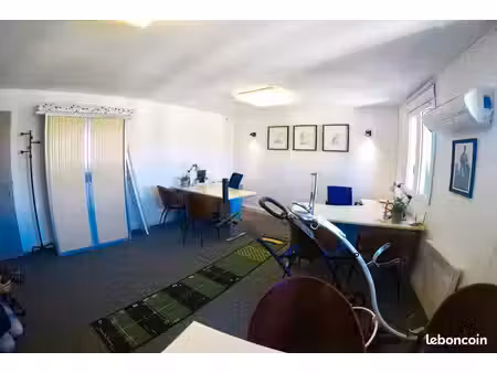 bureau privatif équipé et meublé de 25 m² – accès 24h/24 – 7j/7 – fibre + salon accueil cl