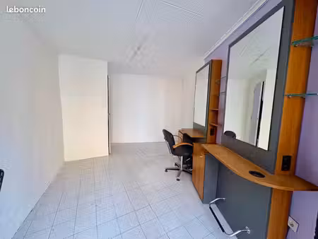 local commercial à louer - 11m²