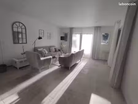 louons maison neuve meublée  clim