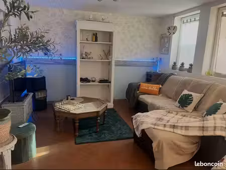 location appartement  t2 avec terrasse