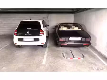 place de parking sécurisée - carré sud 2 - montpellier ovalie