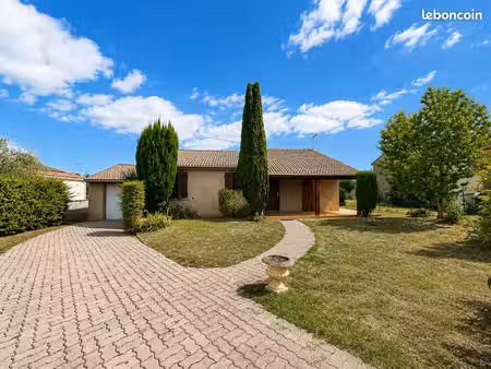 maison individuelle 3 chambres – 92 m² – terrain 790 m² – garage – eaunes