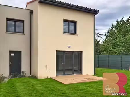 villa 4 pièces 83 m²