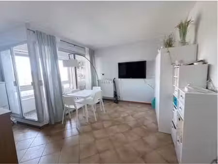 studio cabine carnon port