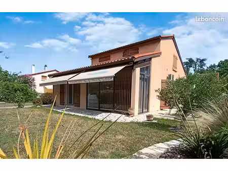 maison 5 pièces 137 m2 - castelginest 31780 -