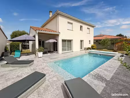maison 6 pièces 132 m²