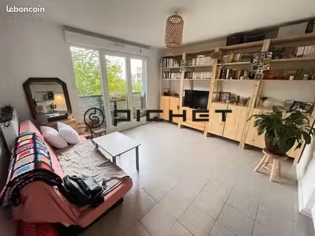 appartement 3 pièces 65 m²