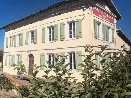 location bureau aménagé