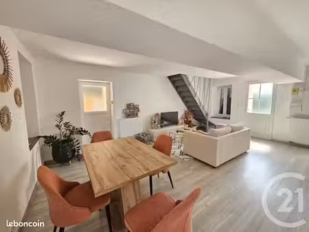 maison de ville 3 pièces 65 m²
