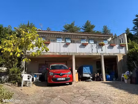 villa quartier calme avec vue dominante