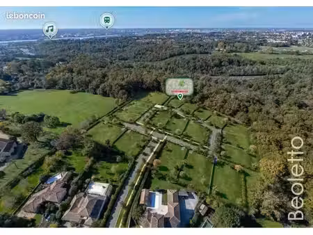 terrain 894 m² bouliac