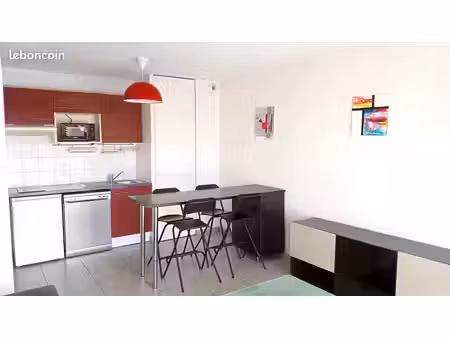 blagnac - t2 meublé 42 m² avec terrasse et cellier - tram guyenne-berry