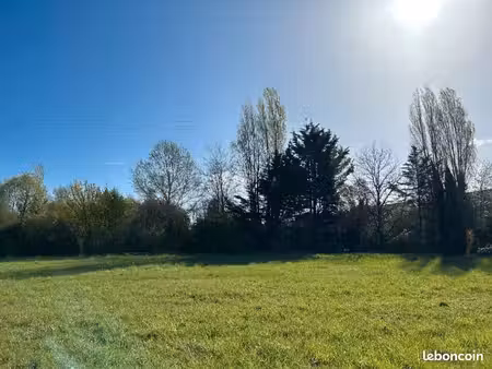 terrain 730 m² saint laurent en gatines