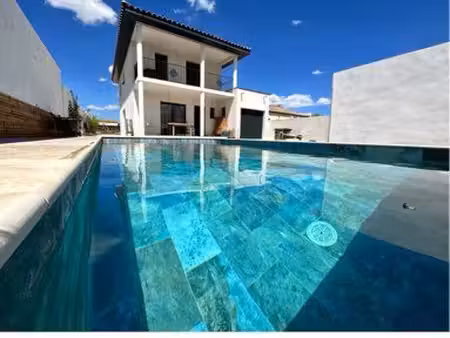villa récente 3 chambres + piscine + vue – clermont-l’hérault