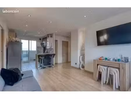 appartement t4 entièrement rénové