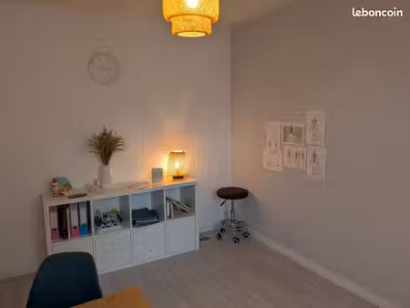 bureau / cabinet libéral