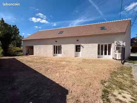 maison neuve bléré centre