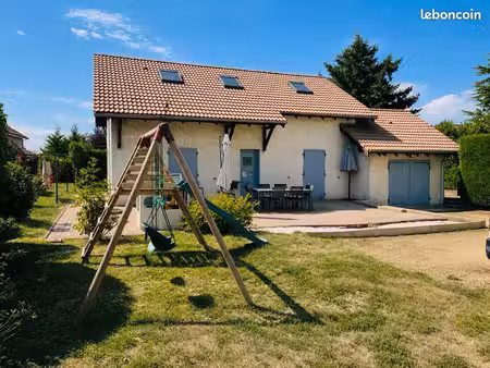 maison individuelle entièrement rénovée
