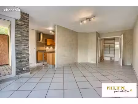 appartement 5 pièces 87 m²