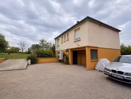 maison avec 2 500 m² de terrain et fort potentiel – beaufort-orbagna (39)