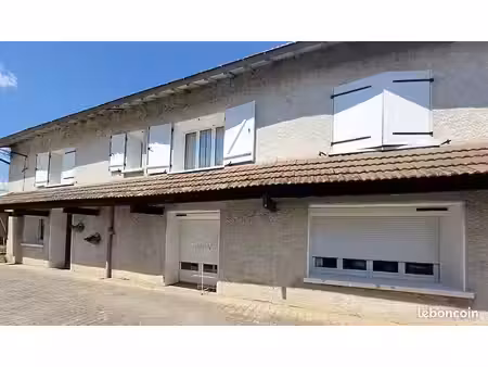 propriété 6 pièces 171 m²