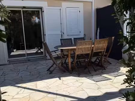 maison individuelle 2 chambres avec parking privé