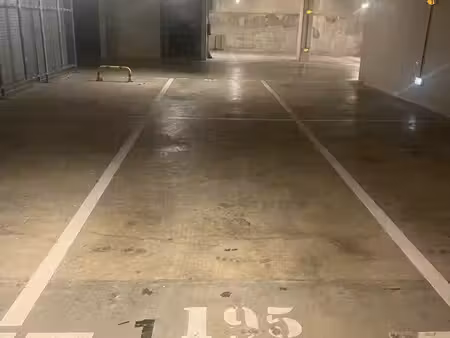 parking à louer