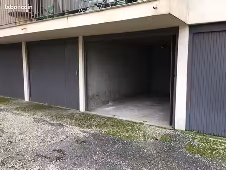 location garage individuel