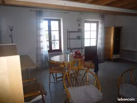 eysines bourg loue type f2. 47m²