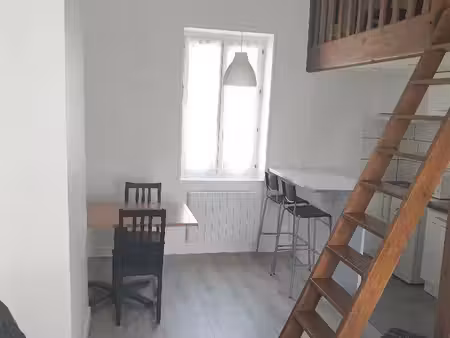 particulier loue studio 42 61 m² pont évêque