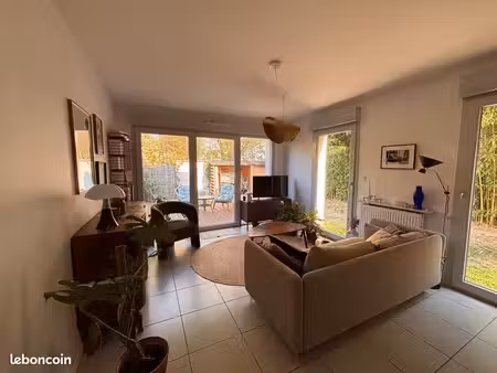 bruges - proche bordeaux – duplex t4 meublé avec jardin et parking