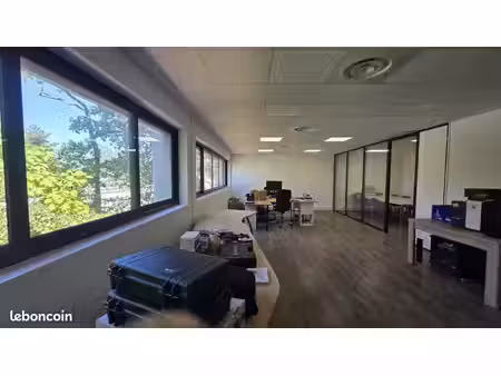 a louer - bureau professionnel - 85m2 - parc cadera sud à mérignac