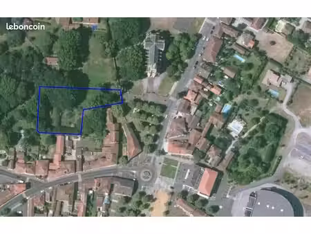 terrain 3248 m²