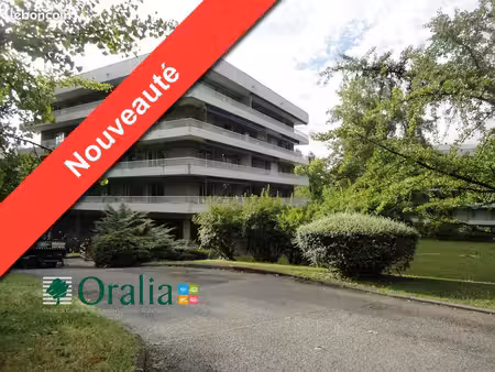 appartement 3 pièces 102 m²