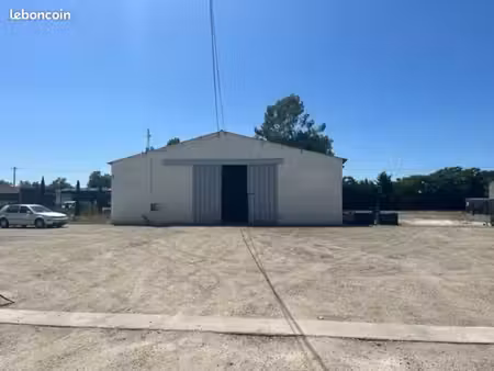 local d'activité 460 m²