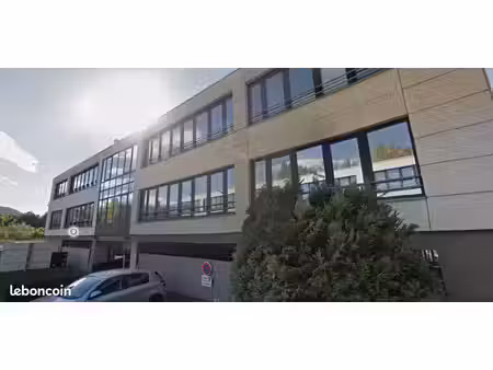 à saisir : 54 m² de bureaux meylan