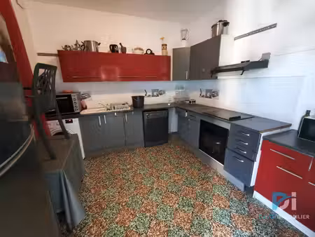 vias : une maison pleine de potentiel à faire revivre