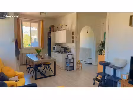 t3 proche du centre ville avec terrasse jardin et garage