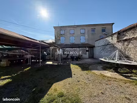 propriété 6 pièces 283 m²