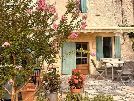 propriété 3 pièces 124 m²