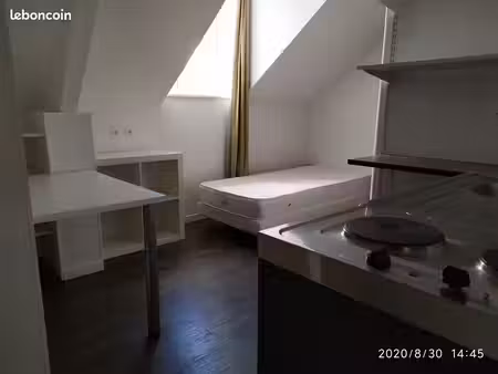 studio étudiant semi-meublé libre le 02 septembre