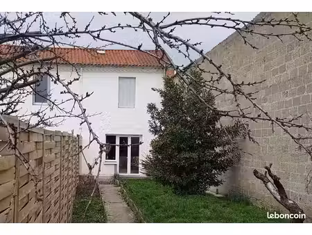 maison de ville t3 / f3 avec jardin - refait a neuf en 2021